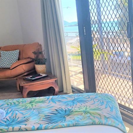 Whitsunday Waterfront Apartments Airlie Beach Dış mekan fotoğraf