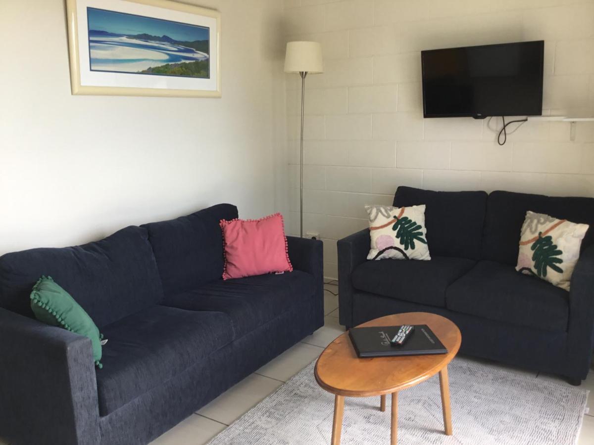 Whitsunday Waterfront Apartments Airlie Beach Dış mekan fotoğraf