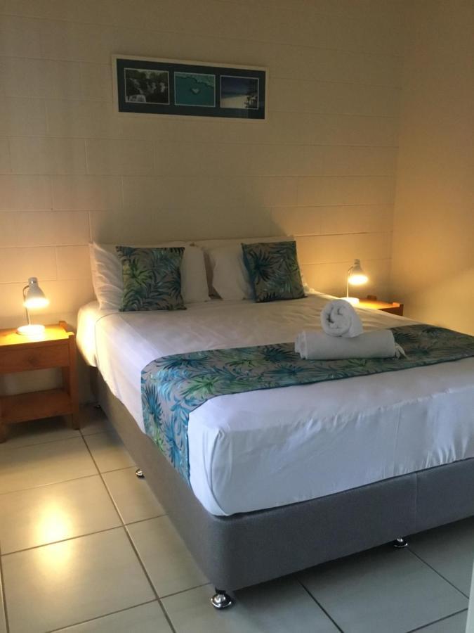 Whitsunday Waterfront Apartments Airlie Beach Dış mekan fotoğraf