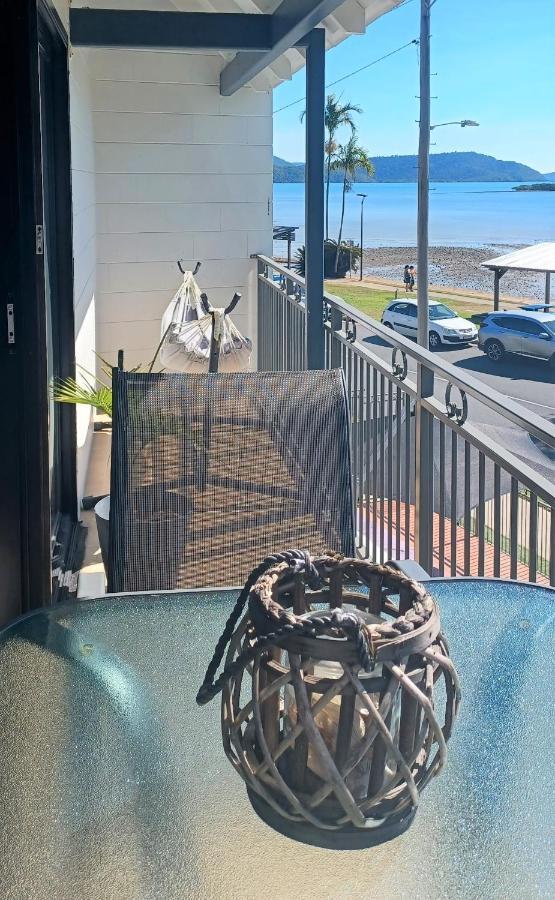 Whitsunday Waterfront Apartments Airlie Beach Dış mekan fotoğraf