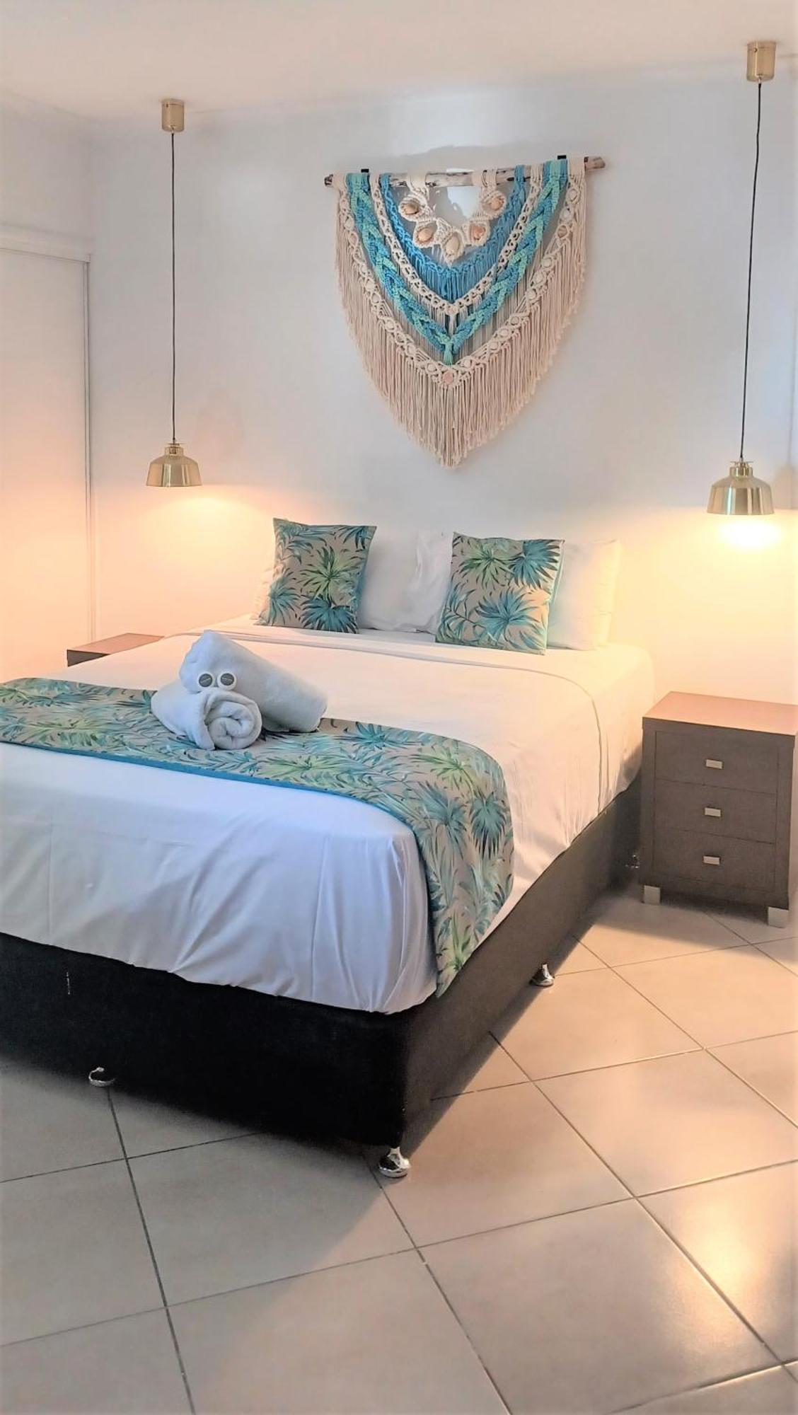 Whitsunday Waterfront Apartments Airlie Beach Dış mekan fotoğraf