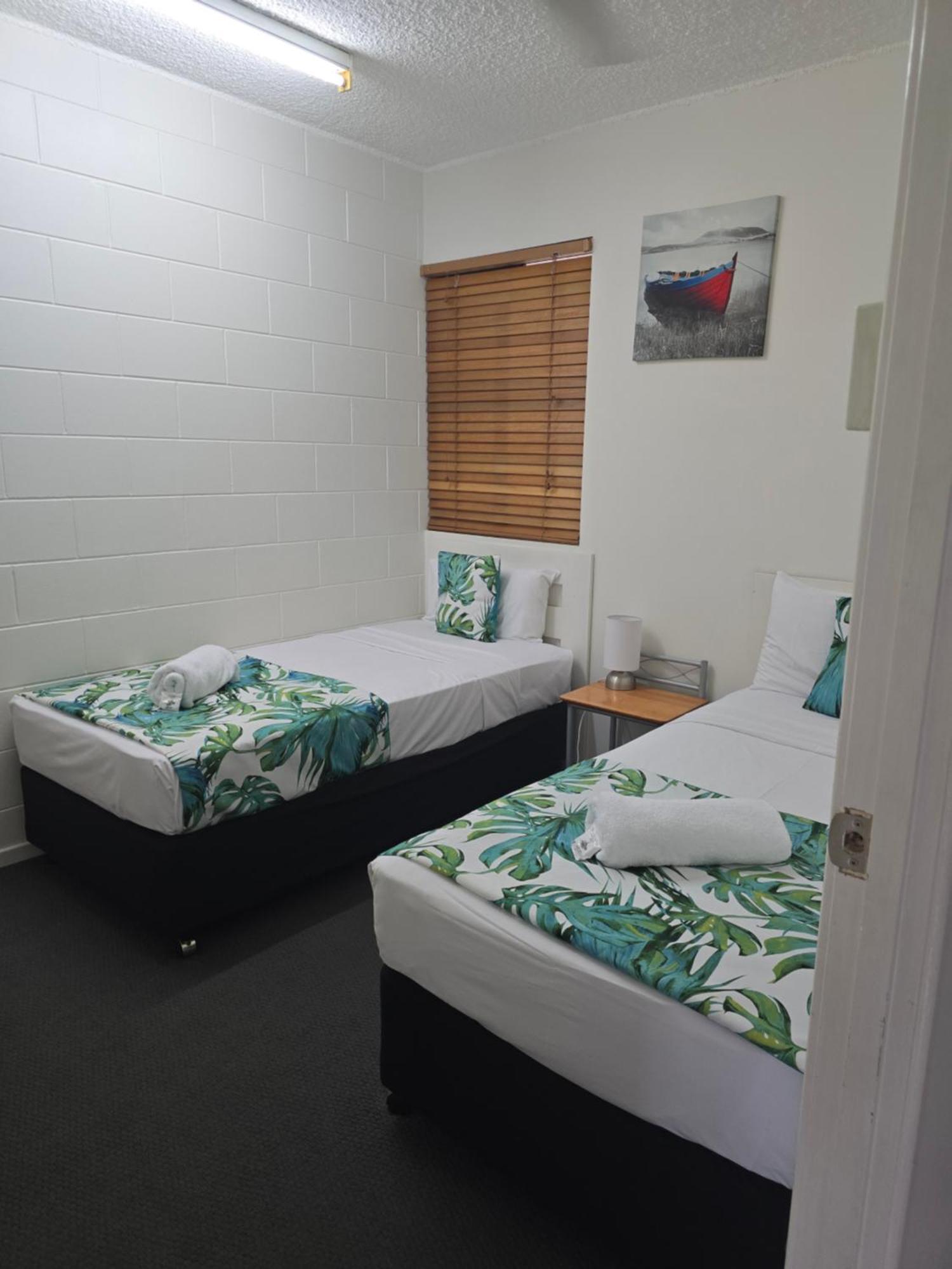Whitsunday Waterfront Apartments Airlie Beach Dış mekan fotoğraf