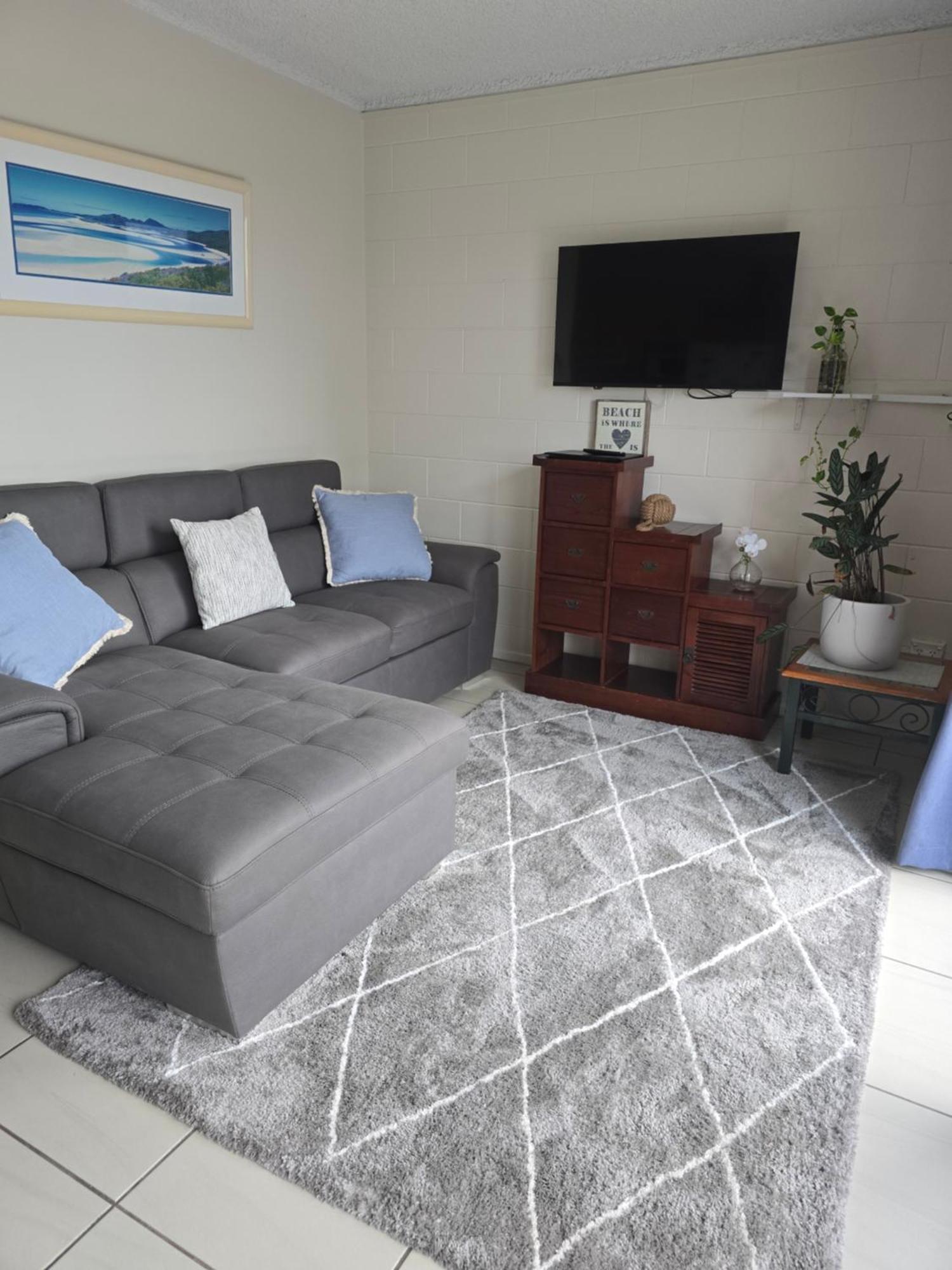Whitsunday Waterfront Apartments Airlie Beach Dış mekan fotoğraf