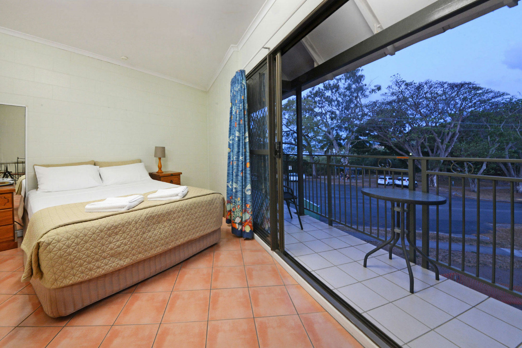 Whitsunday Waterfront Apartments Airlie Beach Dış mekan fotoğraf